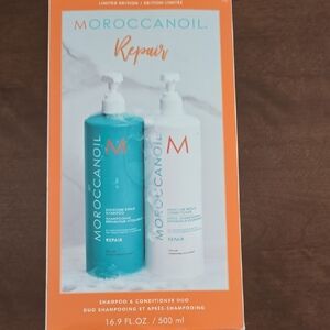 Moroccanoil Repair Moisture Shampoo & Conditioner Set - Blue and White